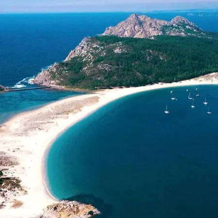 Centro Vialia Ave 4pax ツ By Rias Baixas Vigo