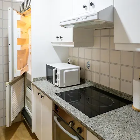 Apartmán Centro Vialia Ave 4pax ツ By Rias Baixas *