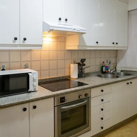 Centro Vialia Ave 4pax ツ By Rias Baixas Apartmán