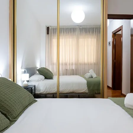 Centro Vialia Ave 4pax ツ By Rias Baixas Apartmán *