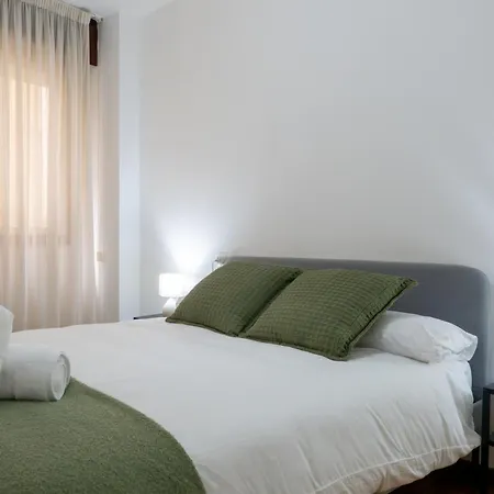 Centro Vialia Ave 4pax ツ By Rias Baixas *