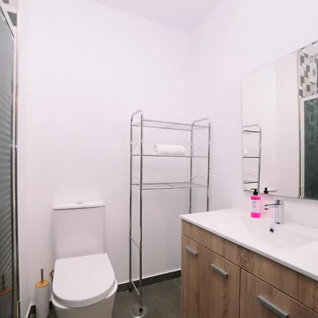 Centrico Y Comodo En Zona Vialia By * Vigo