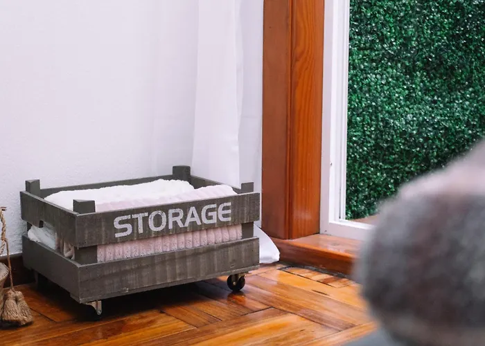 Centrico Y Comodo En Zona Vialia By *