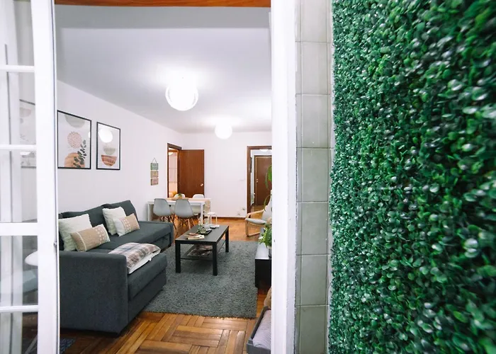 Apartment Centrico Y Comodo En Zona Vialia By *