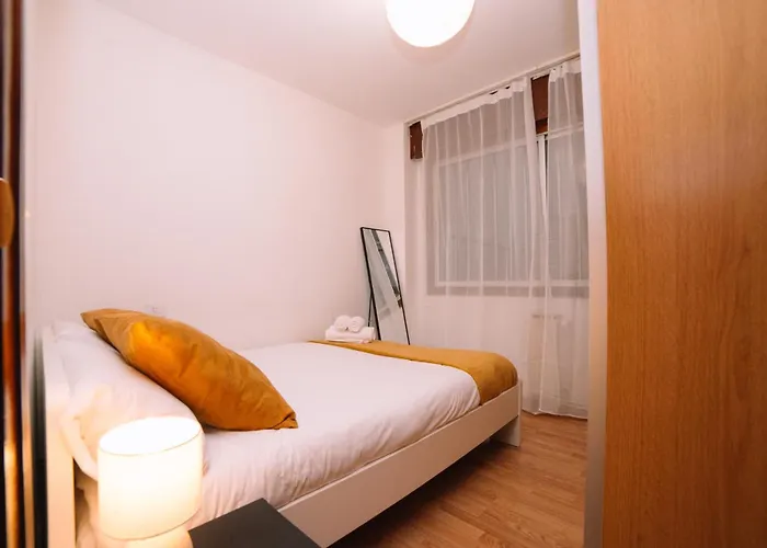 Centrico Y Comodo En Zona Vialia By Vigo